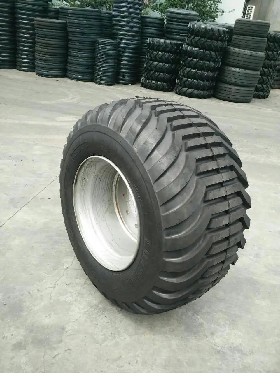 Special Most Popular Agricultural Flotation Tire 700/40-22.5 - Buy