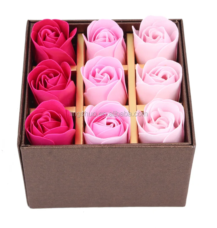 Romance Small Gift 3花とソフトクマローズ石鹸花heart型のギフトボックス Buy 石鹸の花 ローズソープフラワー ローズハート型のギフトボックス Product On Alibaba Com