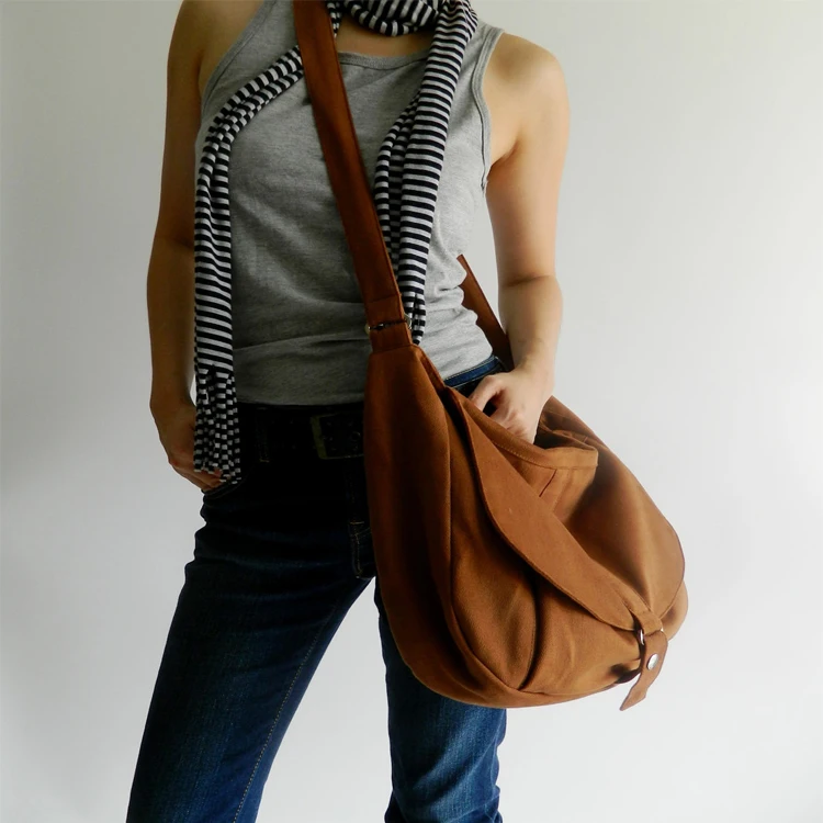 Women Outdoor Vintage Style Canvas Messenger Bag Postal Satchel Bag