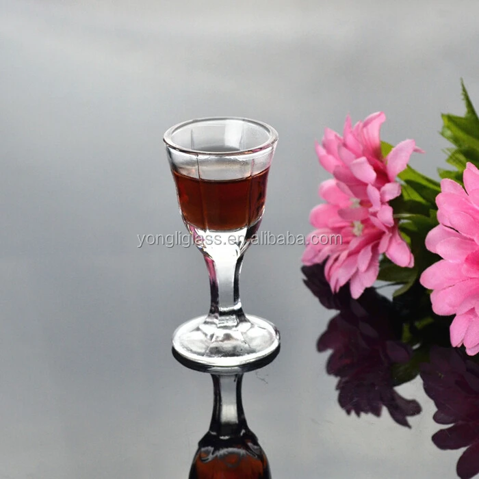 2018 Hot selling high quality transparent mini stem wine glass/ Branded Maotai wine glass cup/ custom shot glass