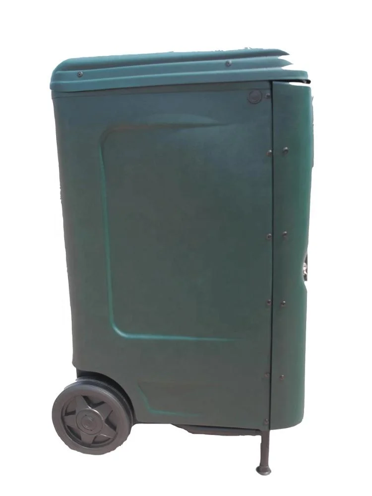 
grooming horse saddle box 