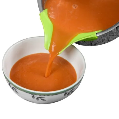 

Portable Silicone Liquid Funnel Anti-spill Slip On Pour Soup Spout Funnel for Pots Pans and Bowls and Jars Kitchen Gadget Tool, Green