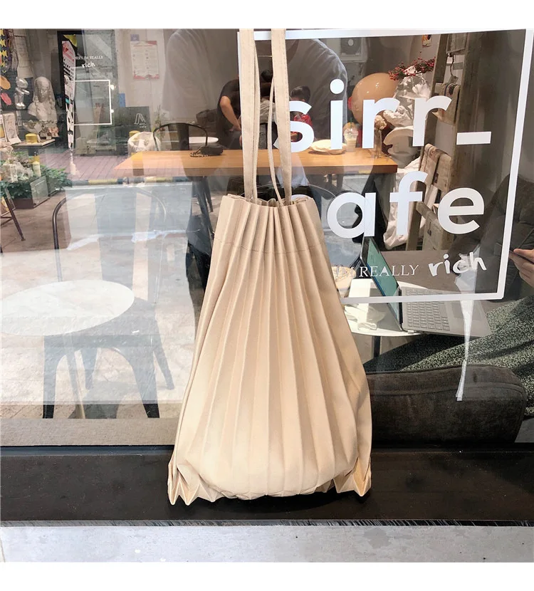 

Top fashion trendy style custom cotton canvas bags, promotional cotton handbags, Pleated tote bag