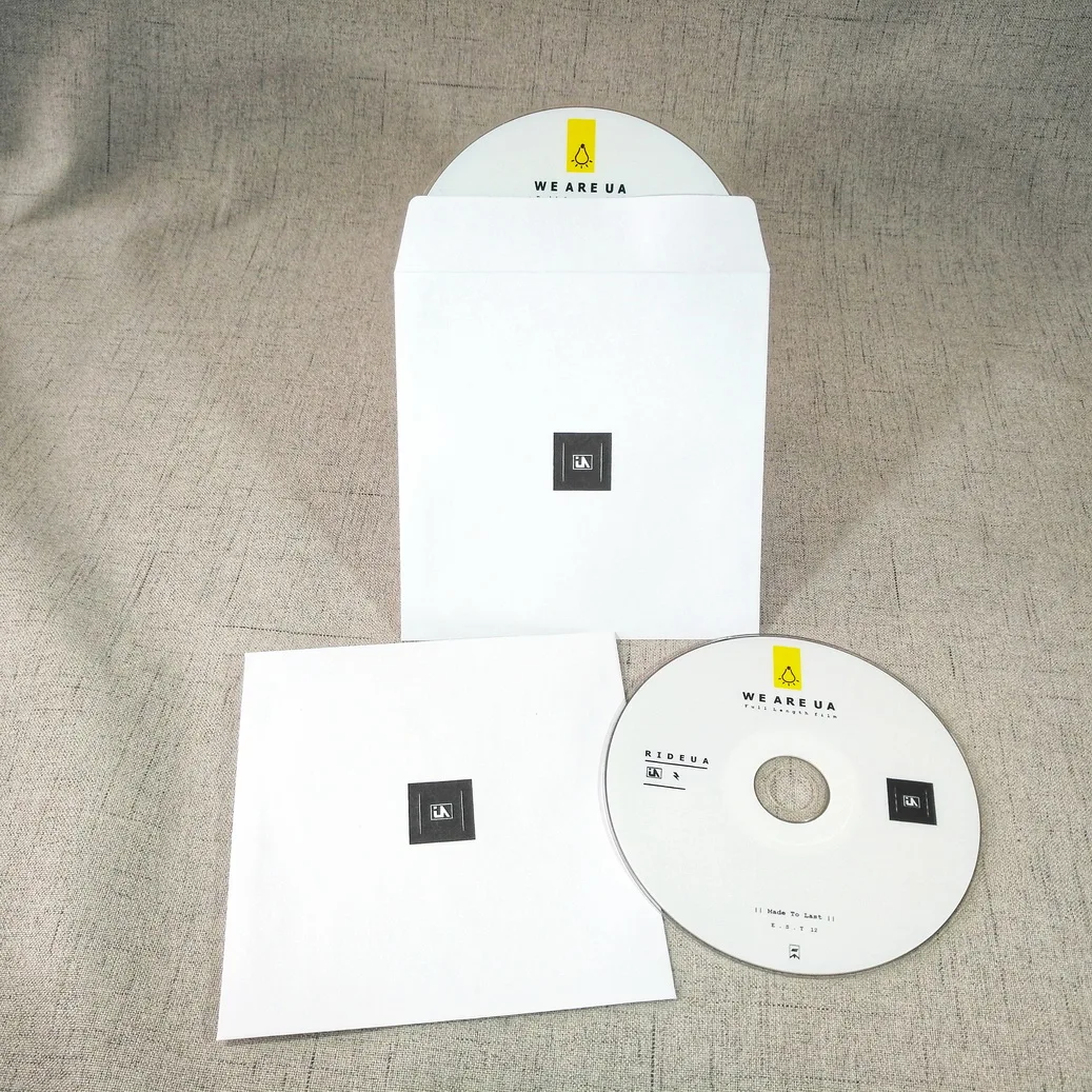 CD DVD Replication CD DVD Duplication in White Paper sleeve