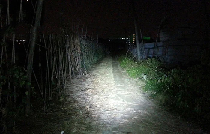 Wise use electromobile tricycle rickshaw EV led headlight, moto led headlight for car and motorcycle.jpg