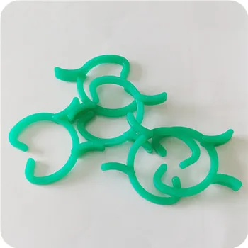 plastic garden clips