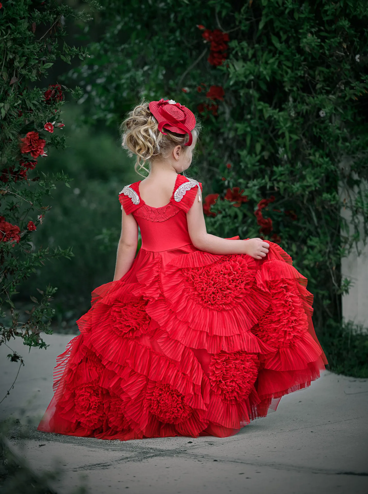 Lsw155 Oem Princess Little Girls Dresses With Flowers And Red Kids Ball