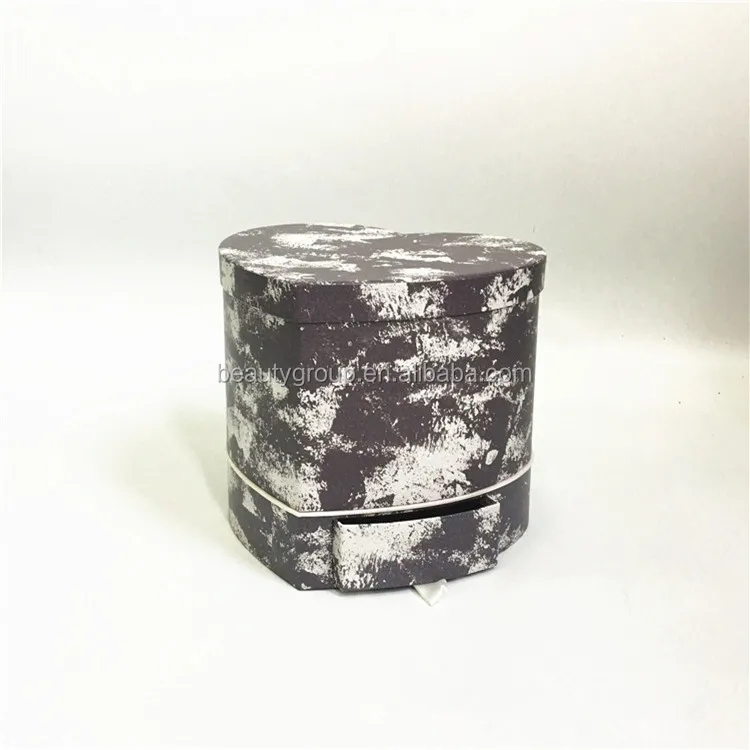 heart flower box 3.jpg