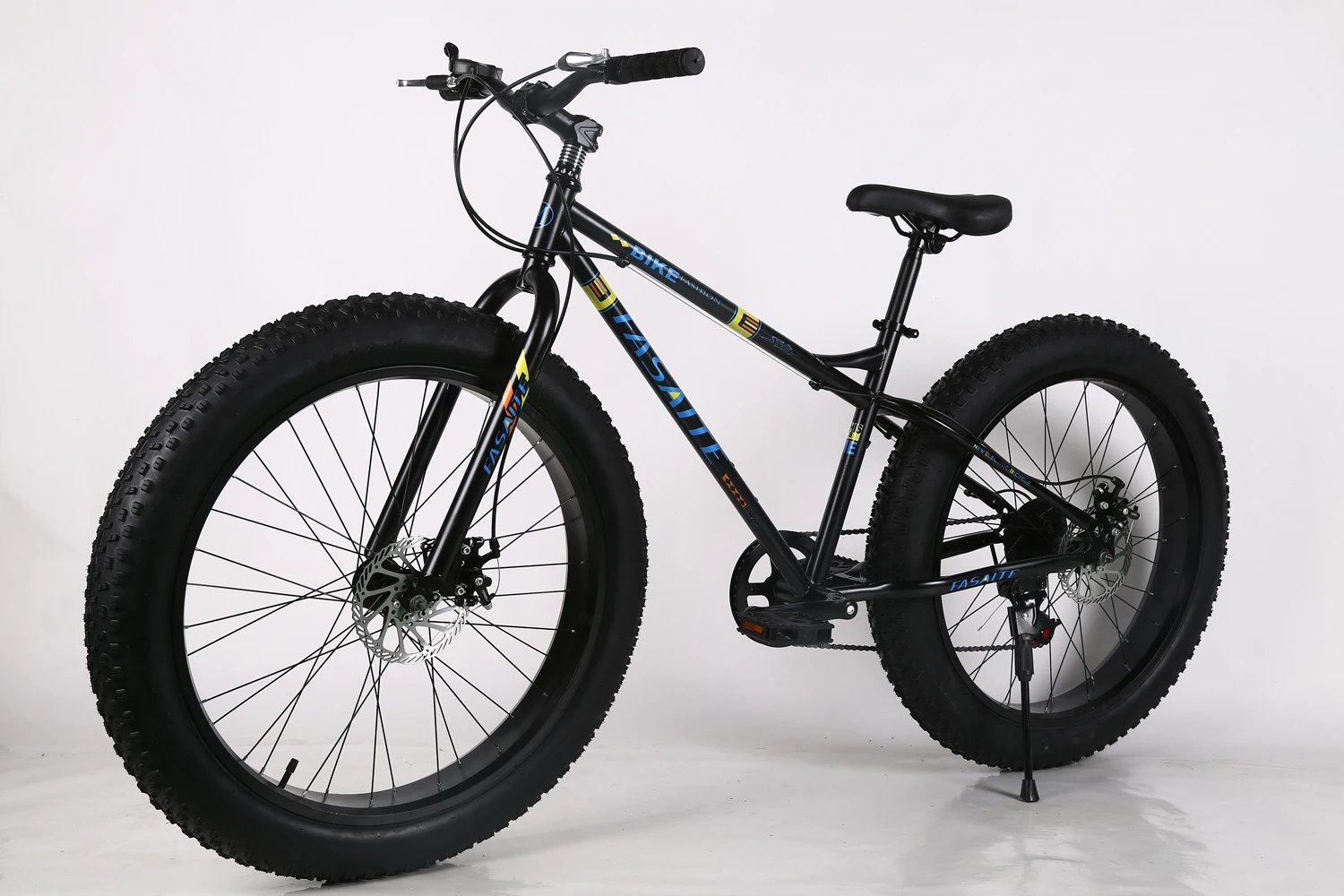 Hebei Factory Fat Tires Bike Snow Bike 26 Inch Alloy Frame Lockout