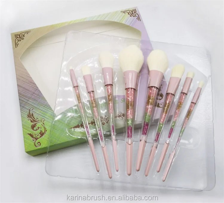 cosmetic brush 01.png