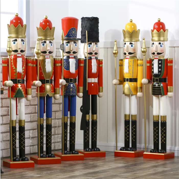 2020 Wholesale Christmas Decoration Ornament 90cm Wooden 6ft Life Size Large Outdoor Nutcrackers