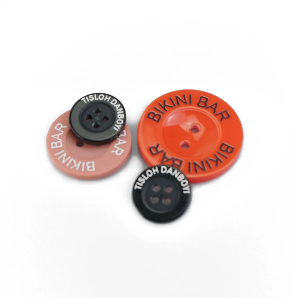 

Customized printing engraved brand name resin shirt button