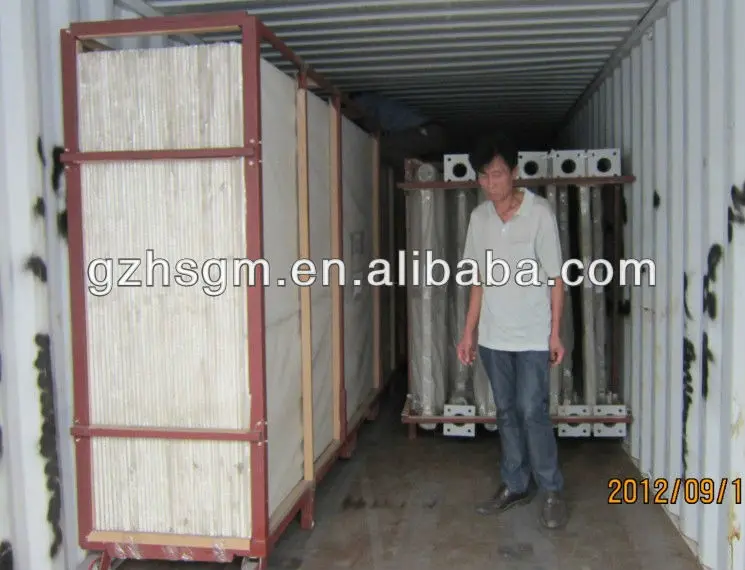 light box packing & loading 004.jpg