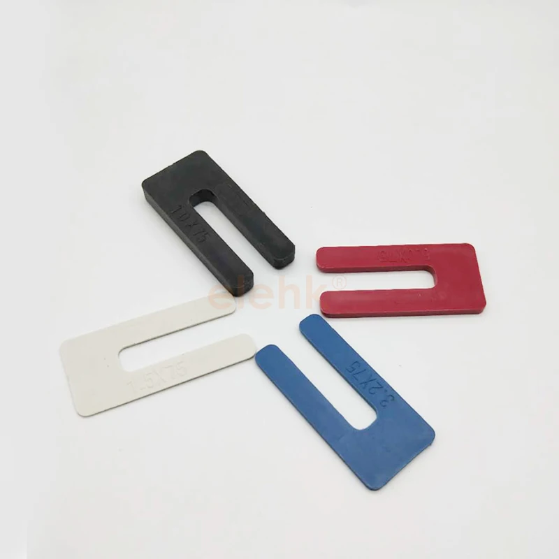 horseshoe window packers