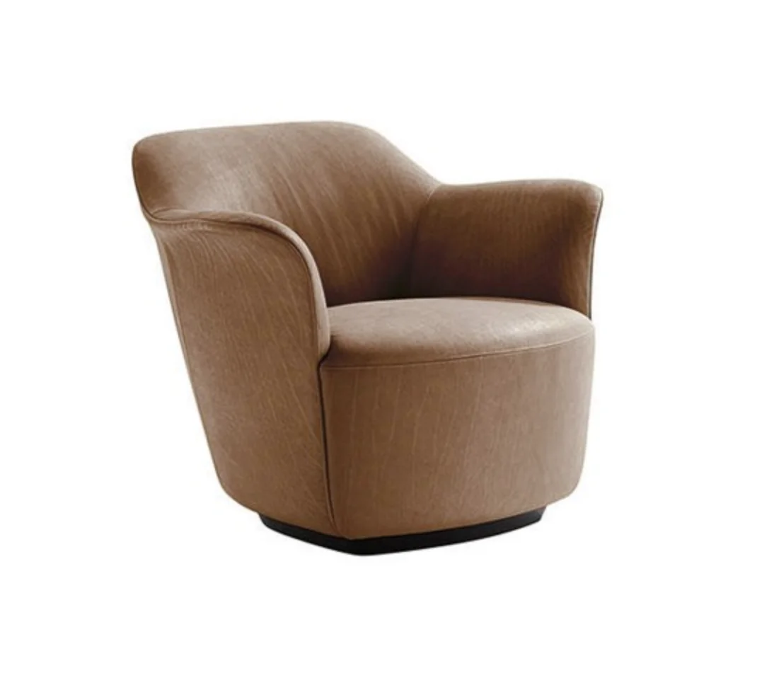 Aida Armchair-1.png