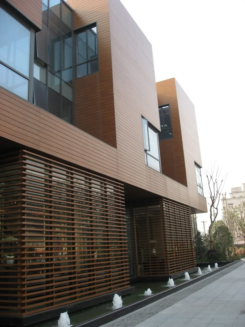 Lyw Outdoor Decoration Material Wood Plastic Composite