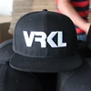 Manufacture wholesale acrylic flat bill black snapbacks hats bulk