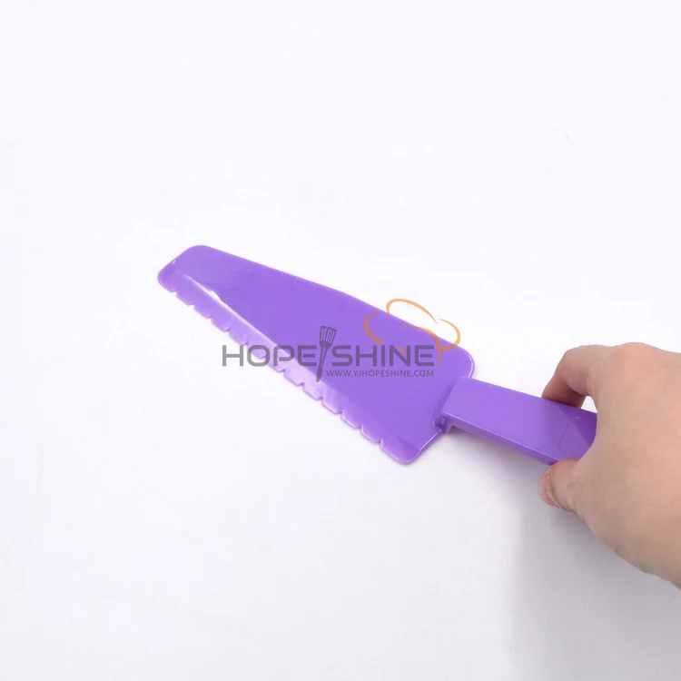 Disposable Plastic Cake Server Carving Knife Party Wedding Birthday