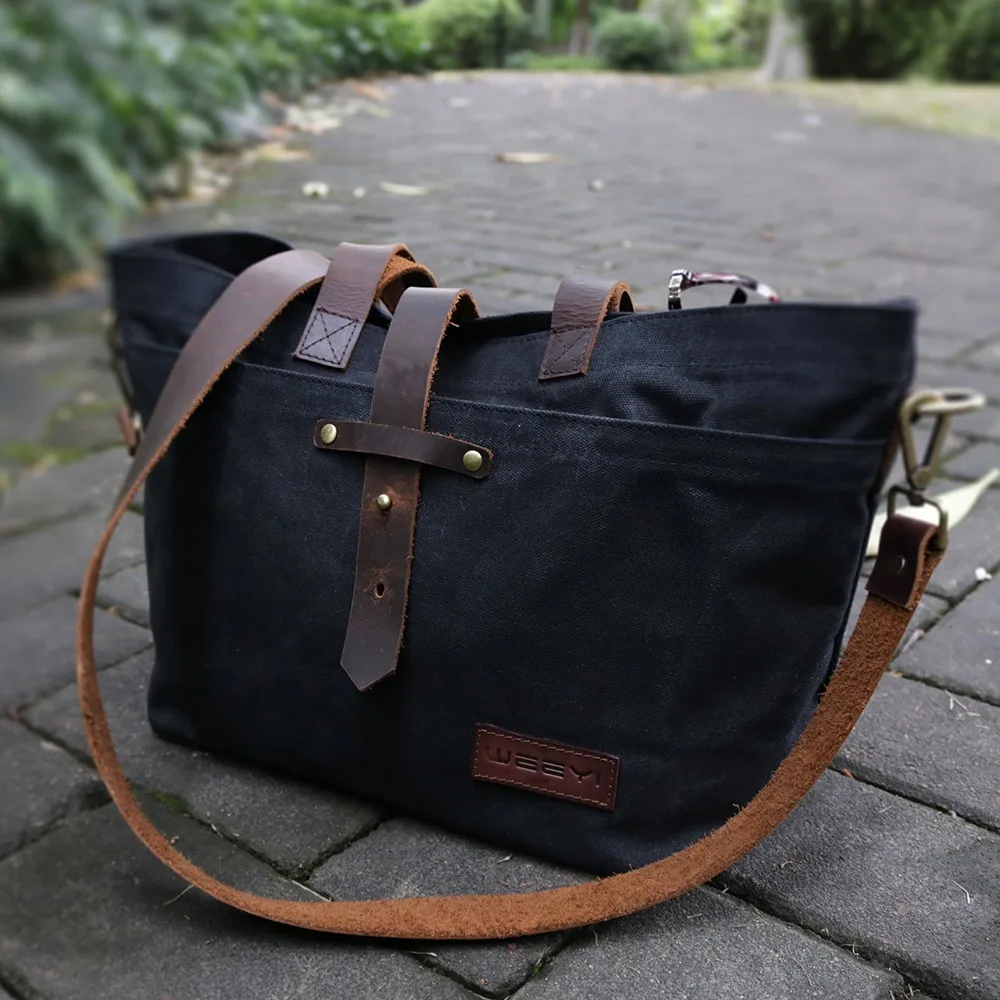 canvas tote with leather straps