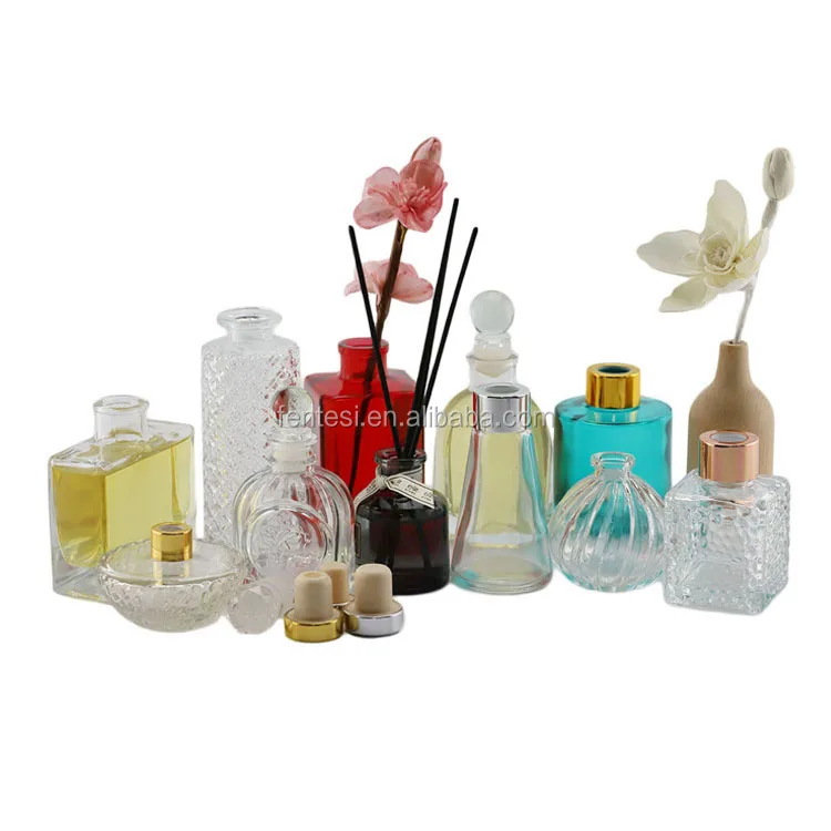 New Arrival  Custom Home Aroma Reed Diffuser Gift Set Glass Bottle With Flower