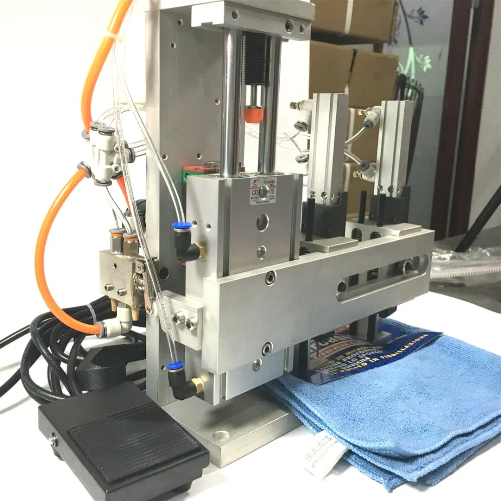 
TM 5210 Microfiber Towels Tagging Machine For cleaning Towels 