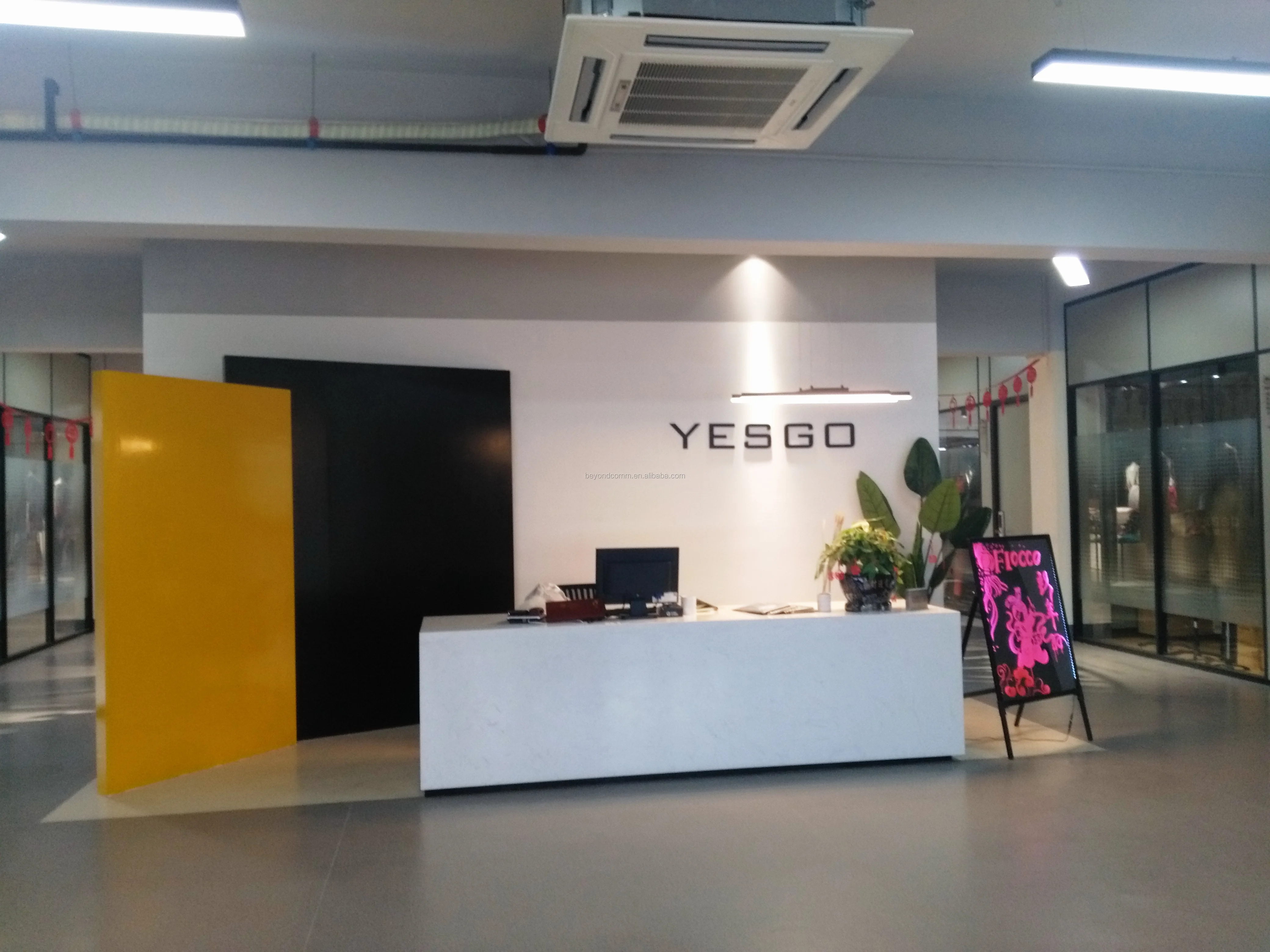 office 1.jpg