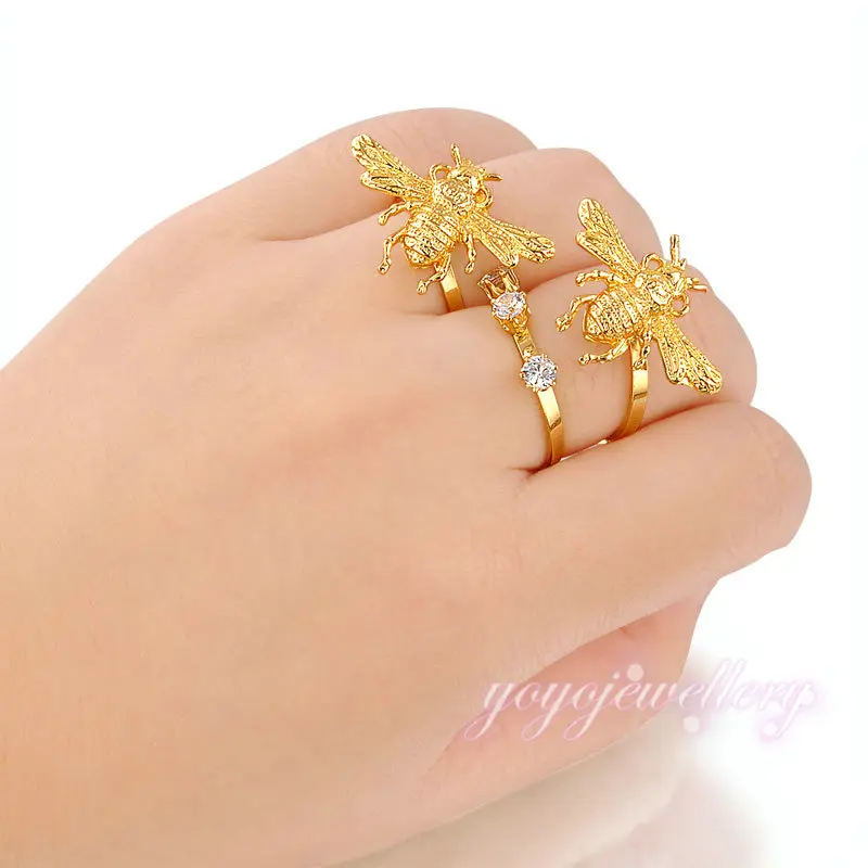 gold hand ring design