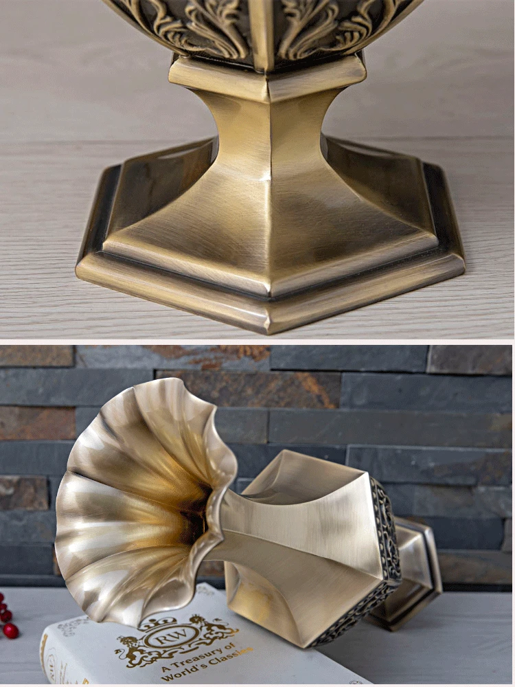 Vintage Vase 001 (6).jpg