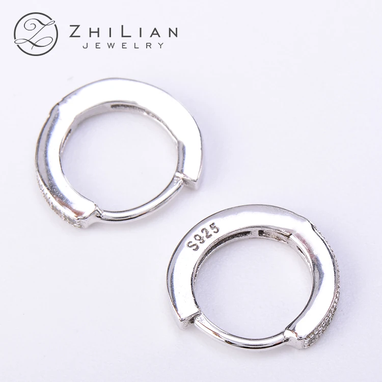 

1.6g 925 sterling silver round earring