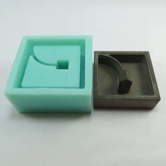 flower planter mould 1.jpg