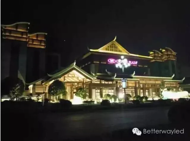 paste-pic-dp_uuid_z9txs