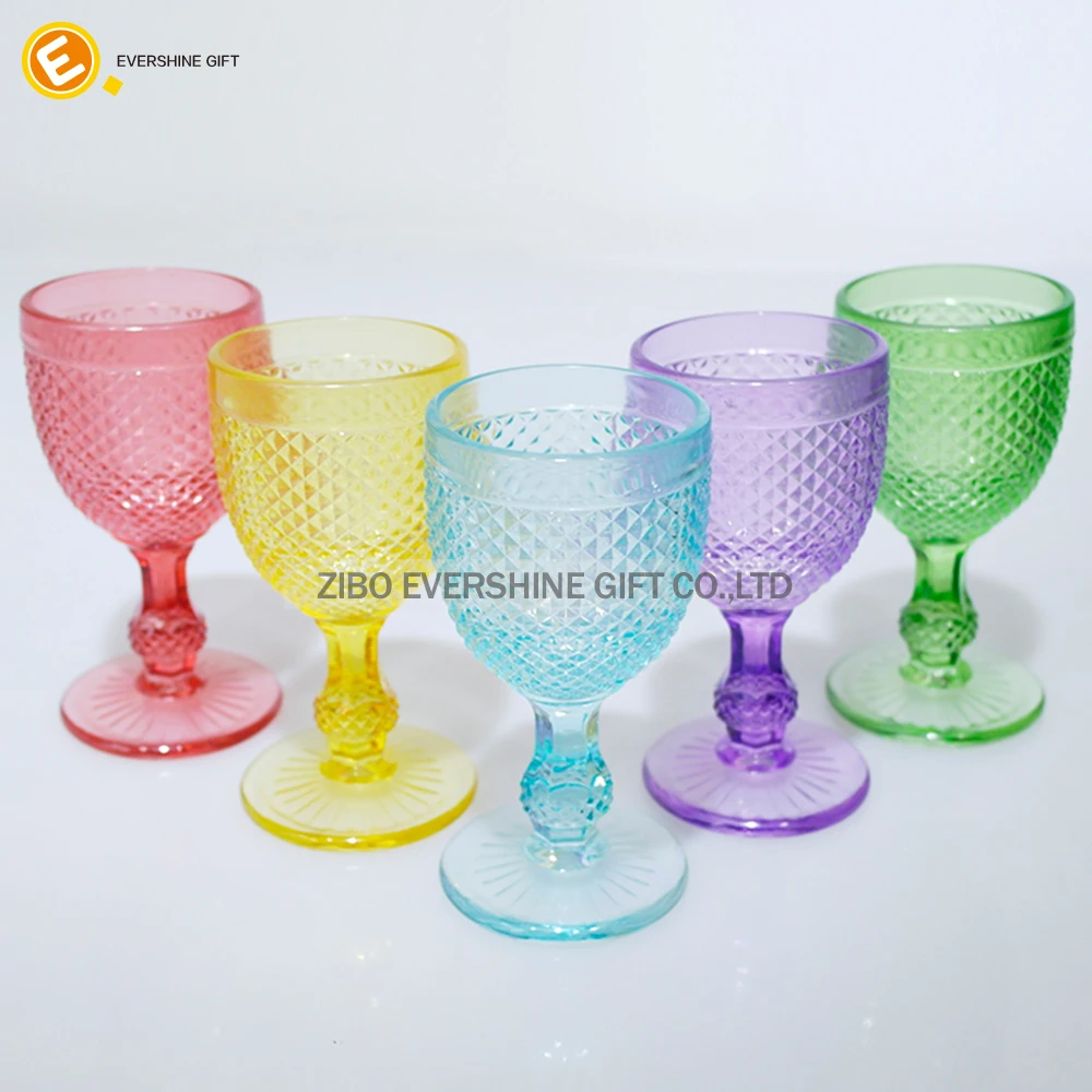 Novelty colors royalty style pineapple shaped red wine glasses cup with base for wedding, party,lovers