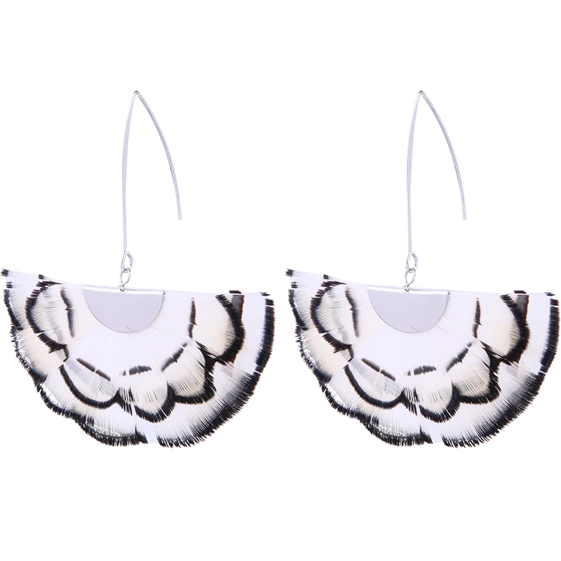 

ed01281b Alloy Simple Fan-shaped Black And White Feather Earrings With Drop 2021 Trendy Earrings