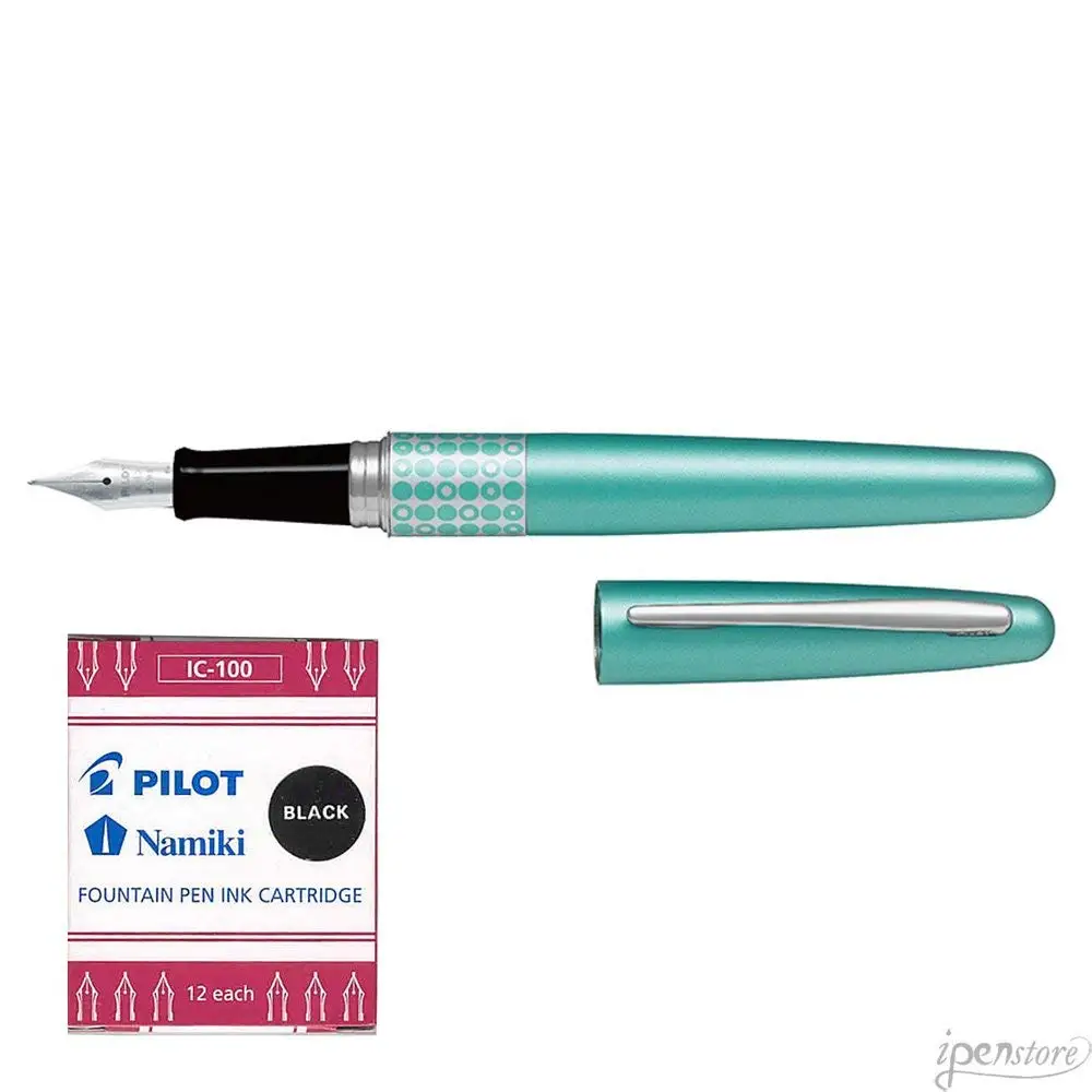 Pilot Plumix Black Medium Point Fountain Pen New 90040