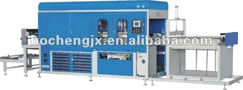 high-speed vacuum forming machine.jpg