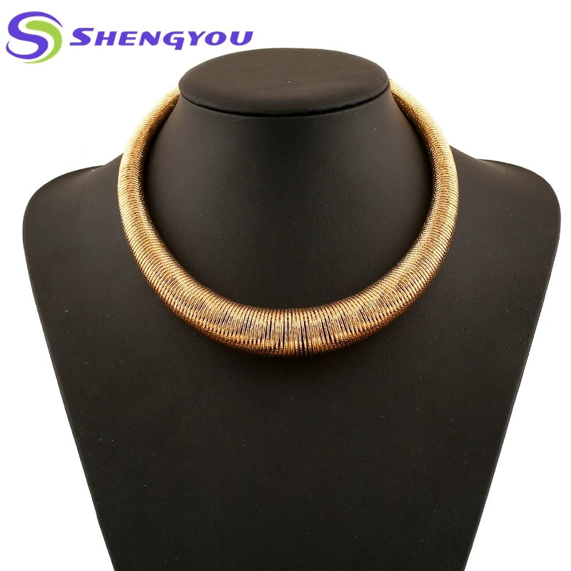 

Old Fashioned Necklace Gold Plated Chunky Alloy Necklace, Gold;silver