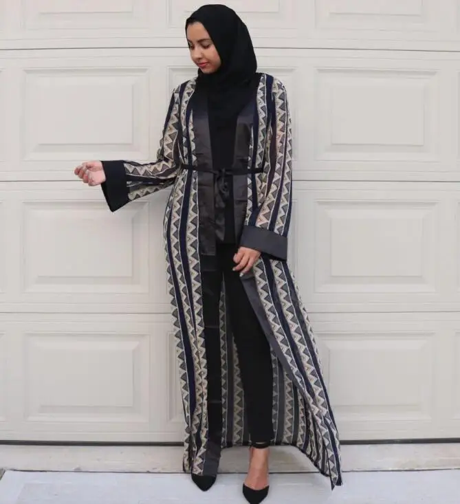

Fashionable geometric digital printing new cardigan gown