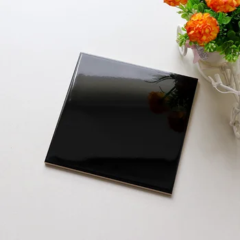 8x8 Inch Hitam  Ini Dapat Kombinasi Platinum 16x16 Keramik  