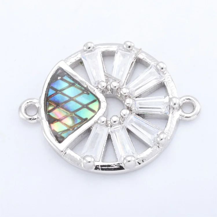 

Jewelry Parts Circle Shaped Bracelet Charms CZ Abalone Shell Pendant For Necklace Decoration