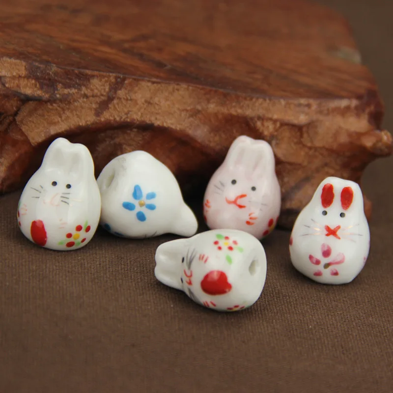 
18*23mm Wholesale Chinese rabbit shaped Glaze Ceramic Beads Fancy Hand Painted Porcelain Beads 