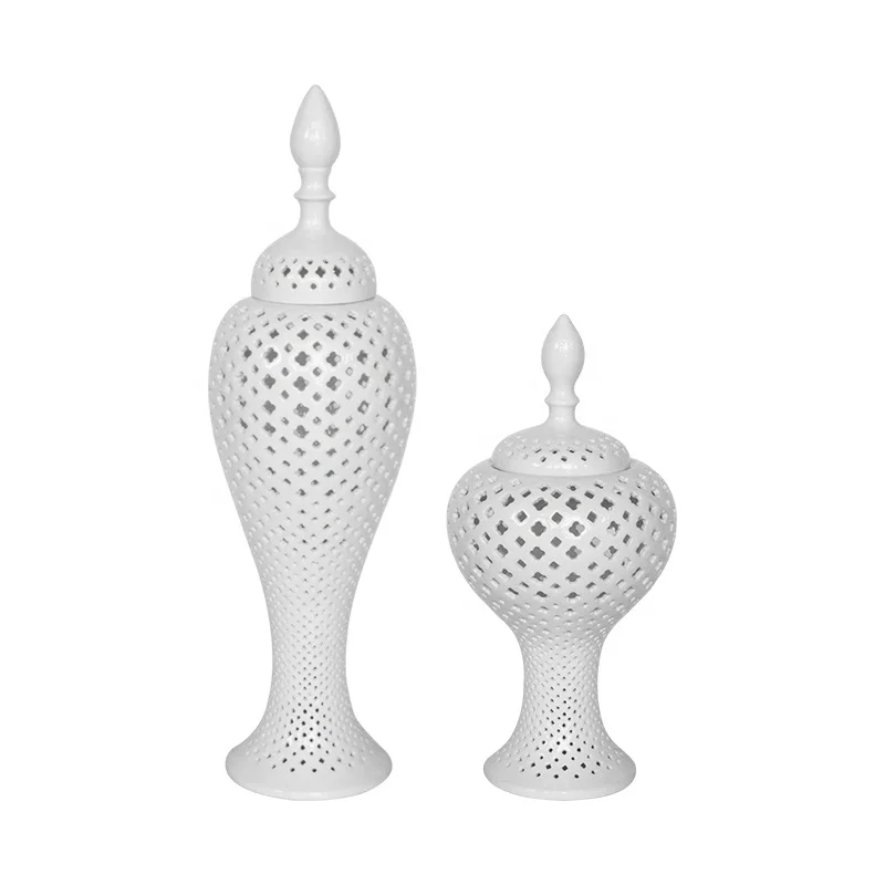

High temperature porcelain hollow out beauty spire ceramic temple jar, White