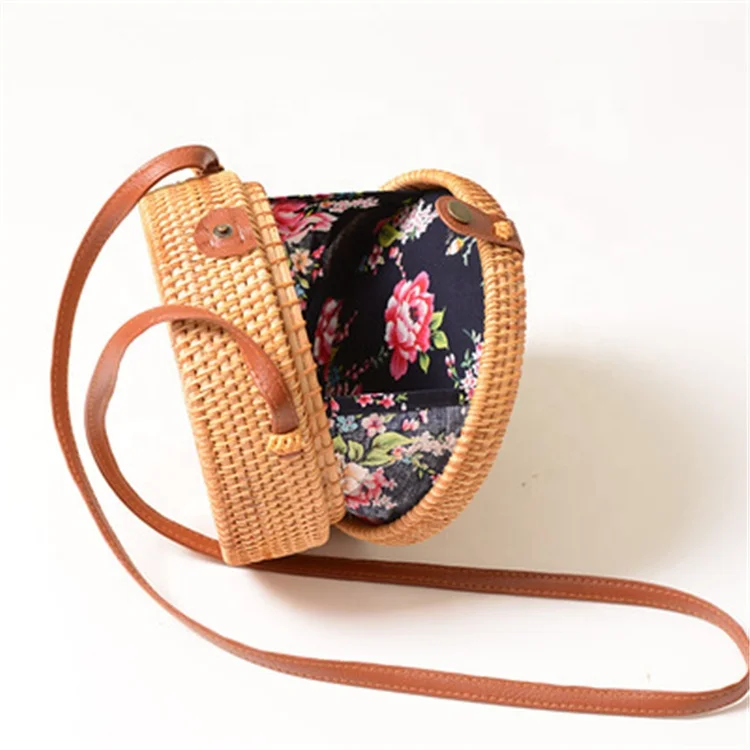 
Bali Island Hand Woven Bag Round Butterfly buckle Rattan Straw Bag Satchel Wind Bohemia Mini Beach Circle Bag Multi Colors 