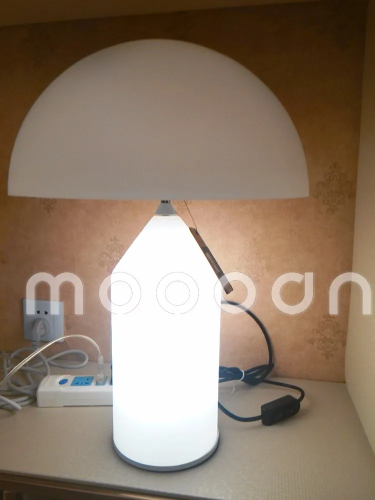 Modern Blow Milk White Glass Mushroom Energy Saving Led Desk Lamp for Hotel Made in China