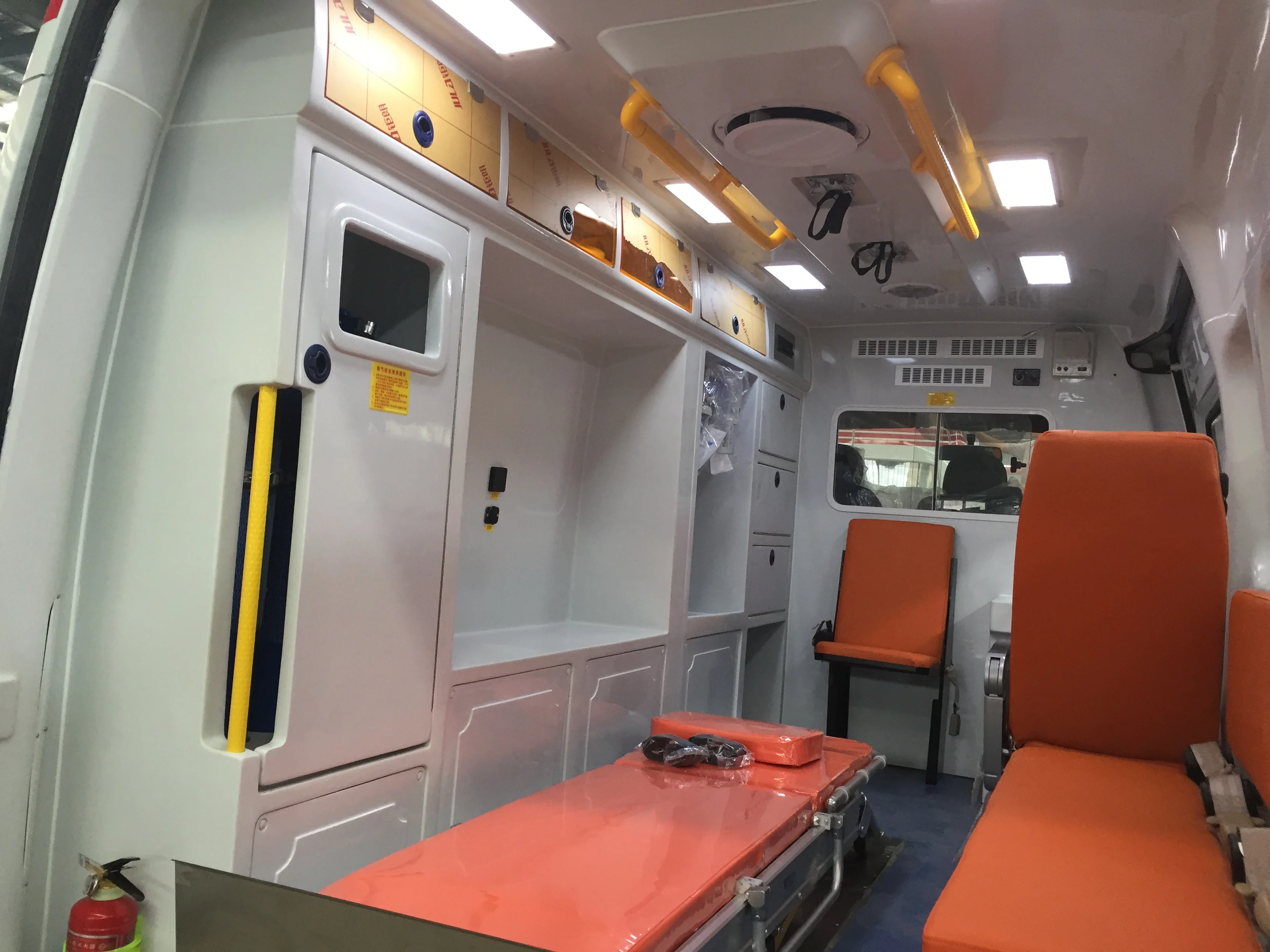 ambulance (7).jpg