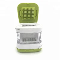 

Sweettreats Garlic Press Very Sharp Stainless Steel Blades, Inbuilt Clear Plastic Tray, Green Garlic Cutter