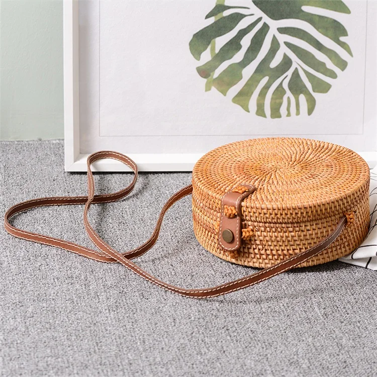 
Bali Island Hand Woven Bag Round Butterfly buckle Rattan Straw Bag Satchel Wind Bohemia Mini Beach Circle Bag Multi Colors 