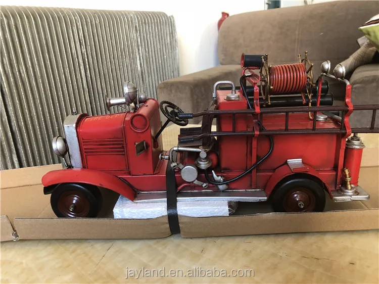 Antique Style Metal Model Fire engine Model
