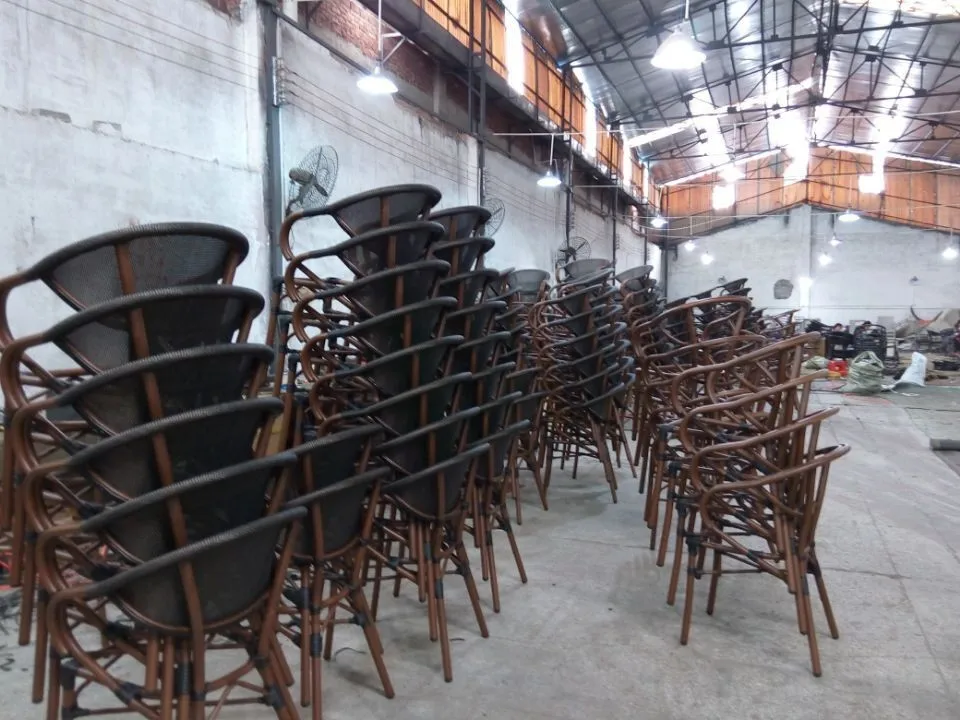 french cafe chairs 02.jpg