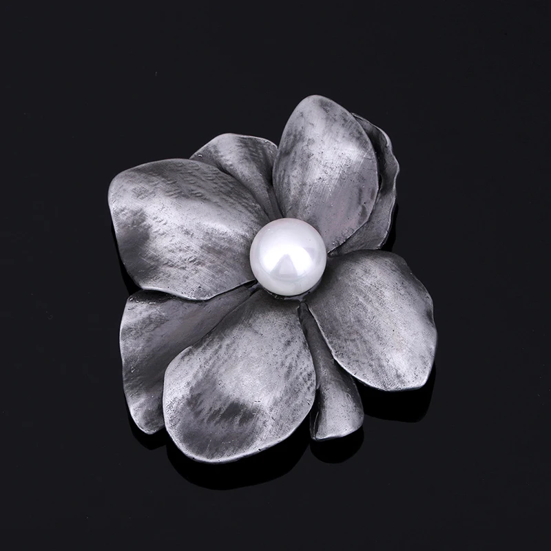 

Vintage Flower Brooches For Women 2019 Pearl Brooch Pins Jewelry (KBL072), Same as the picture