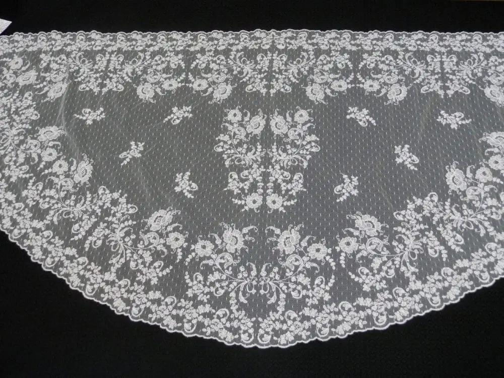 
Quality Authentic Spanish Lace Mantilla Veil Wedding Lace Veil 